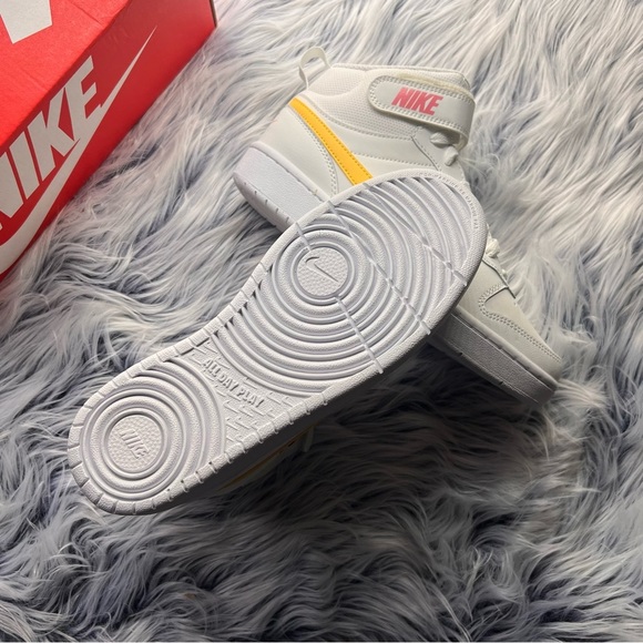 Nike Court Borough Mid 2 - Picture 3 of 5